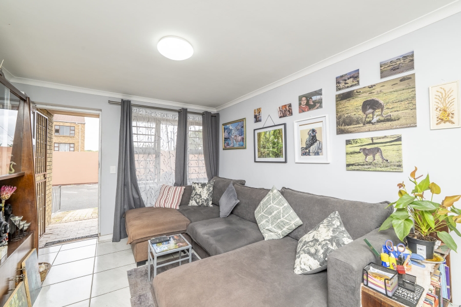 2 Bedroom Property for Sale in Morgenster Western Cape